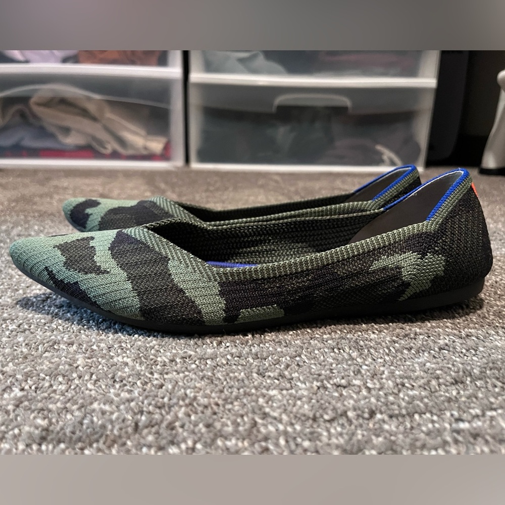 Gently used Rothy’s